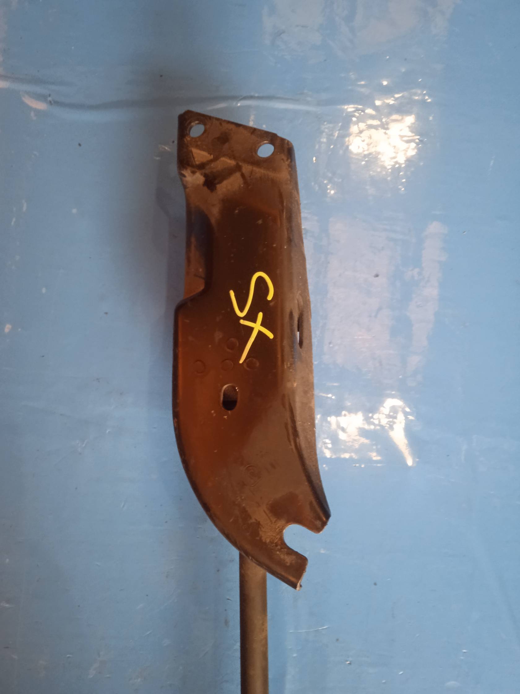 Braccio oscillante sosp. ant. sx.